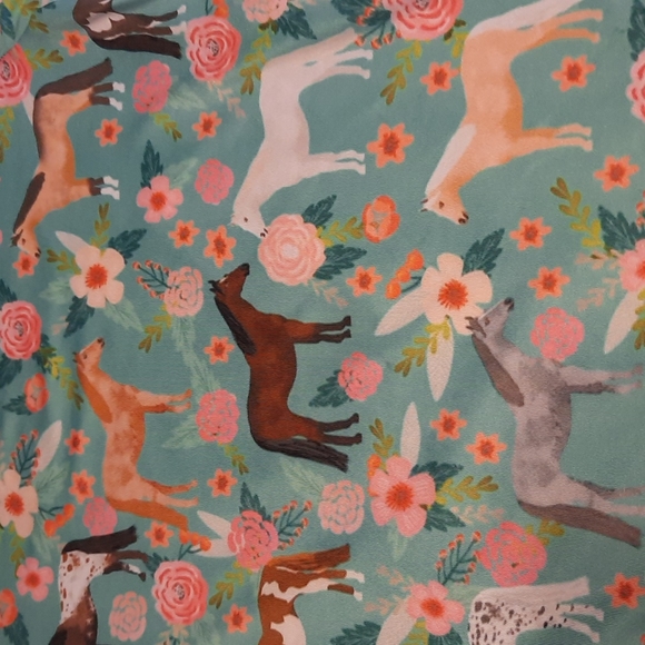 Girls blue/pink/white t-shirt size 9-10 Horse and flower print - Picture 2 of 3